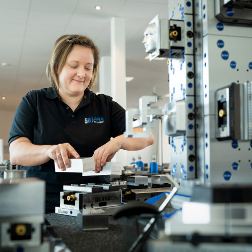 Marion Farr, assembly & responsible training room